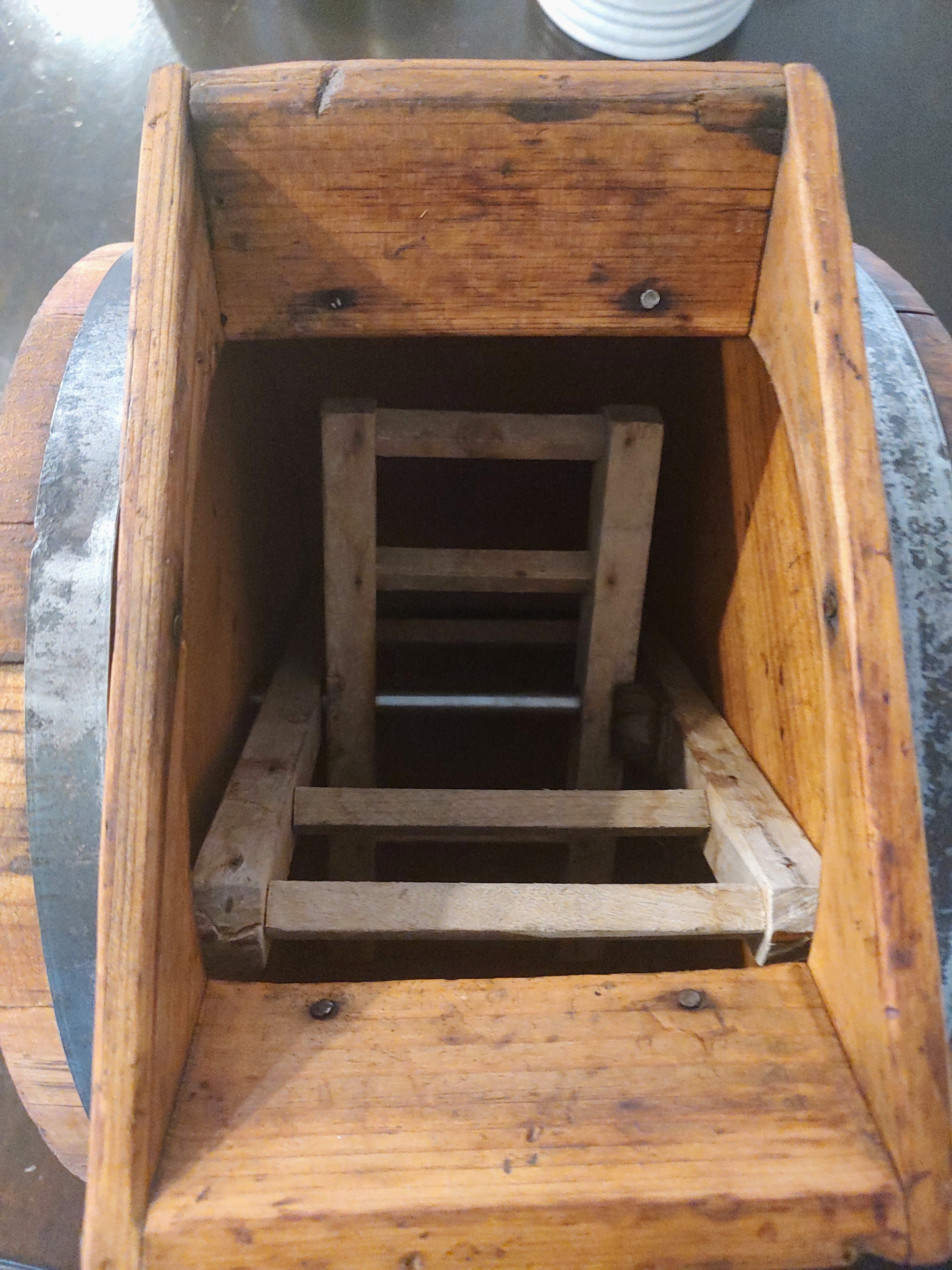 White shops Cedar Butter Churn, Antique Hand Crank Butter Churn